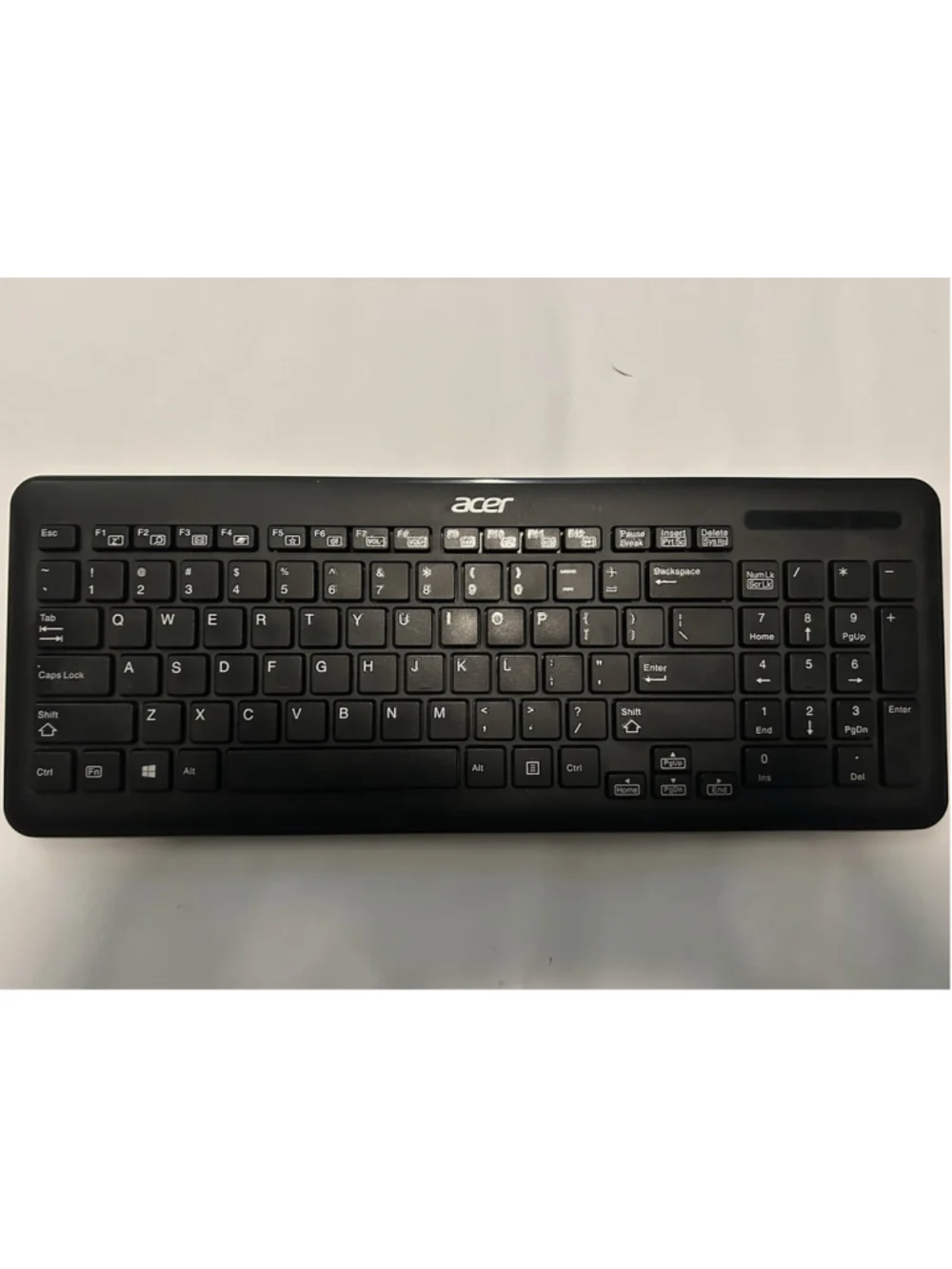 Acer Thin Wireless Keyboard Used Black with Side Number Pad Model C-12079